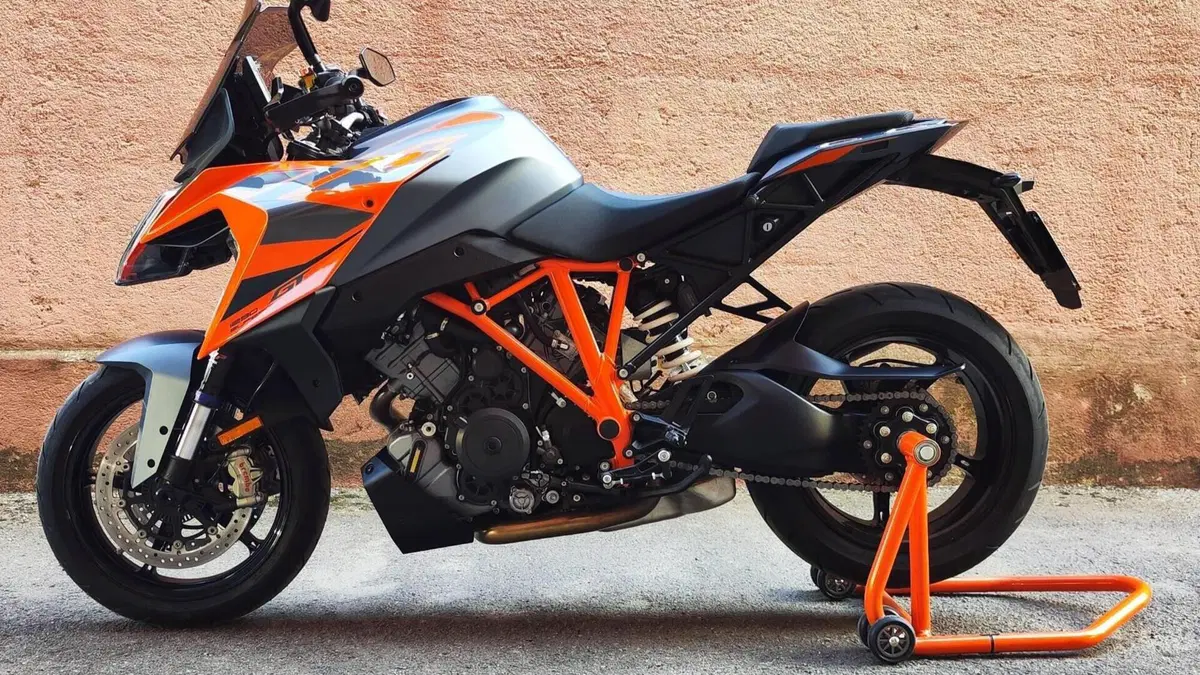KTM 1290 Super Duke GT (2022 - 25)  (10)