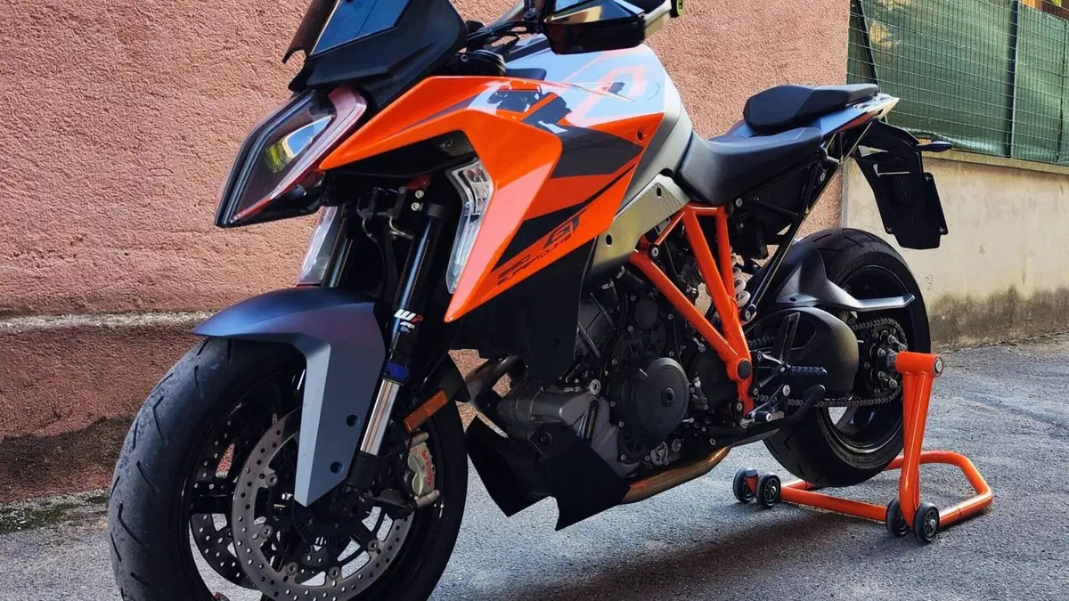 KTM 1290 Super Duke GT (2022 - 25)  (14)