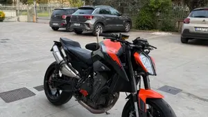 KTM 890 Duke (2021 - 23) 