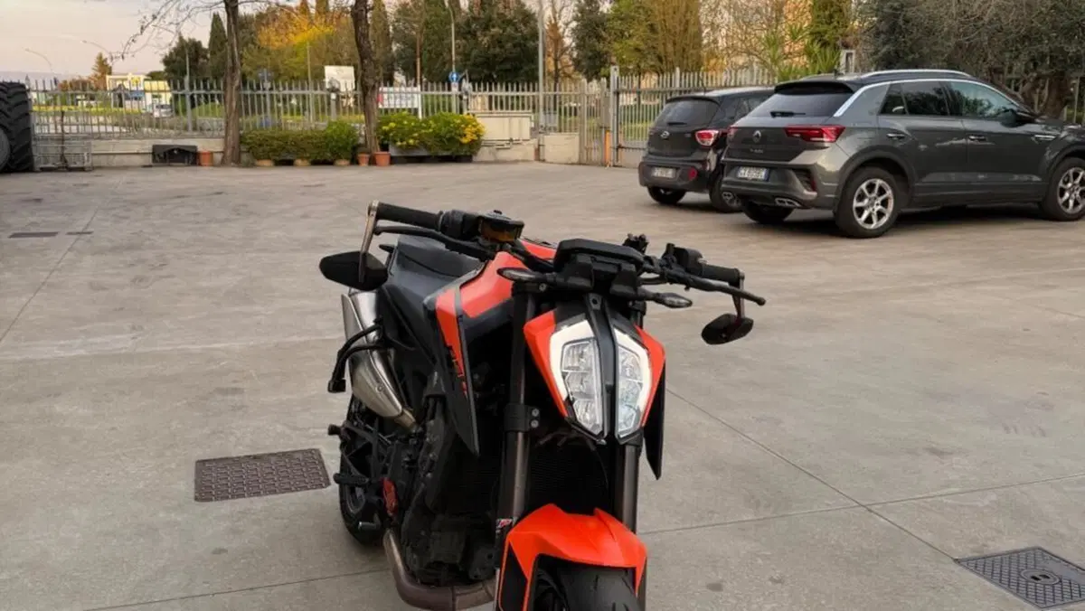 KTM 890 Duke (2021 - 23)  (5)