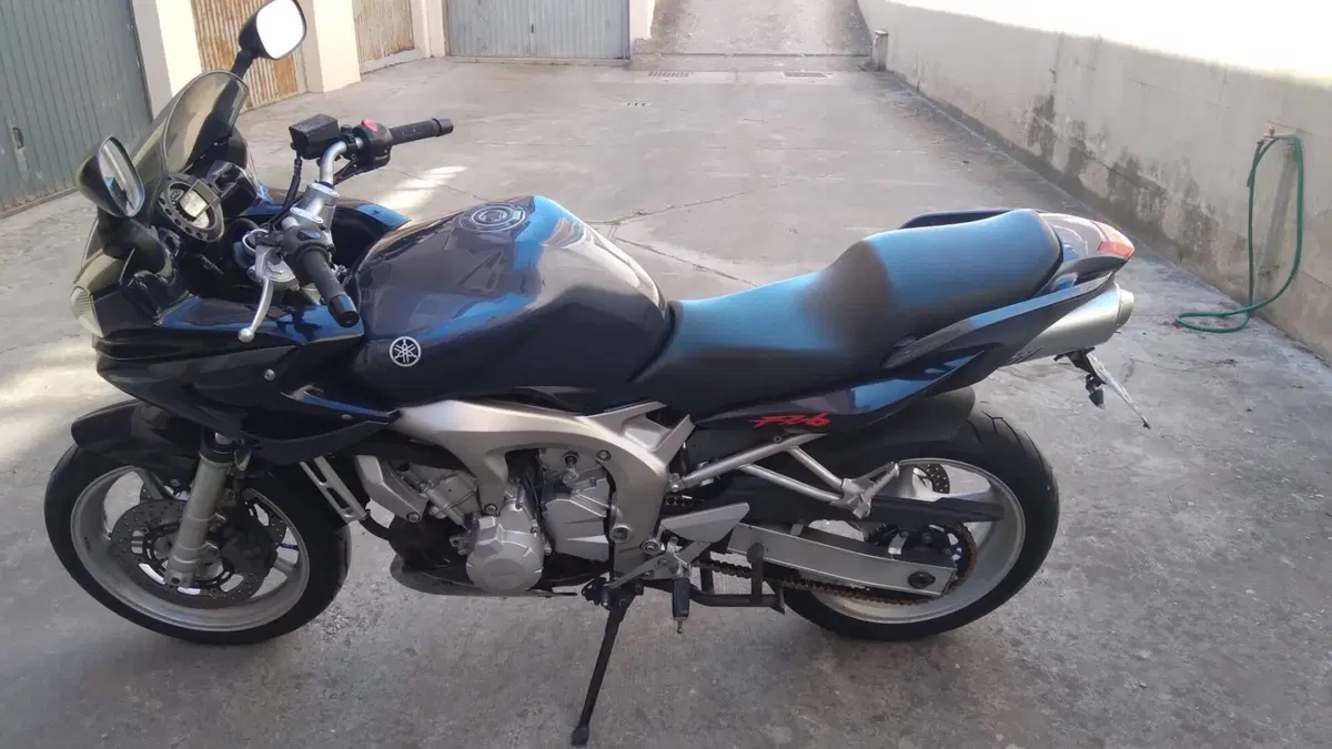 Yamaha FZ6 Fazer S2 (2006 - 11)  (2)