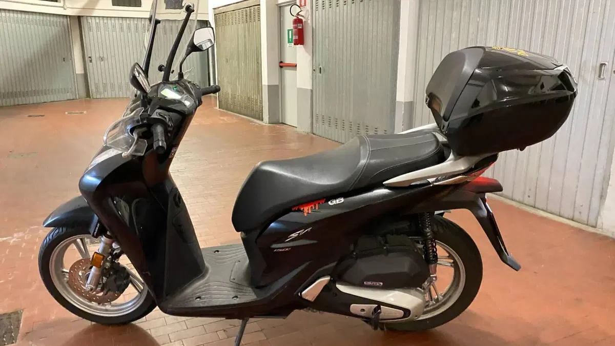 Honda SH 150i (2020 - 23)  (3)