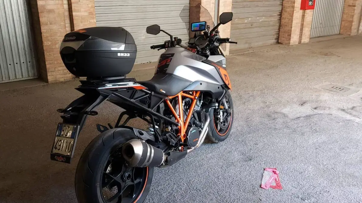 KTM 1290 Super Duke GT ABS (2016 - 18)  (6)