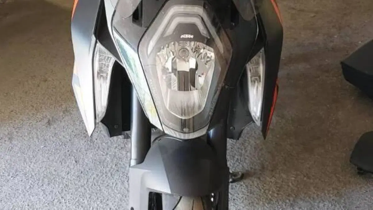 KTM 1290 Super Duke GT ABS (2016 - 18)  (11)