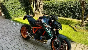 KTM 1390 Super Duke R (2024 - 26)  (2)