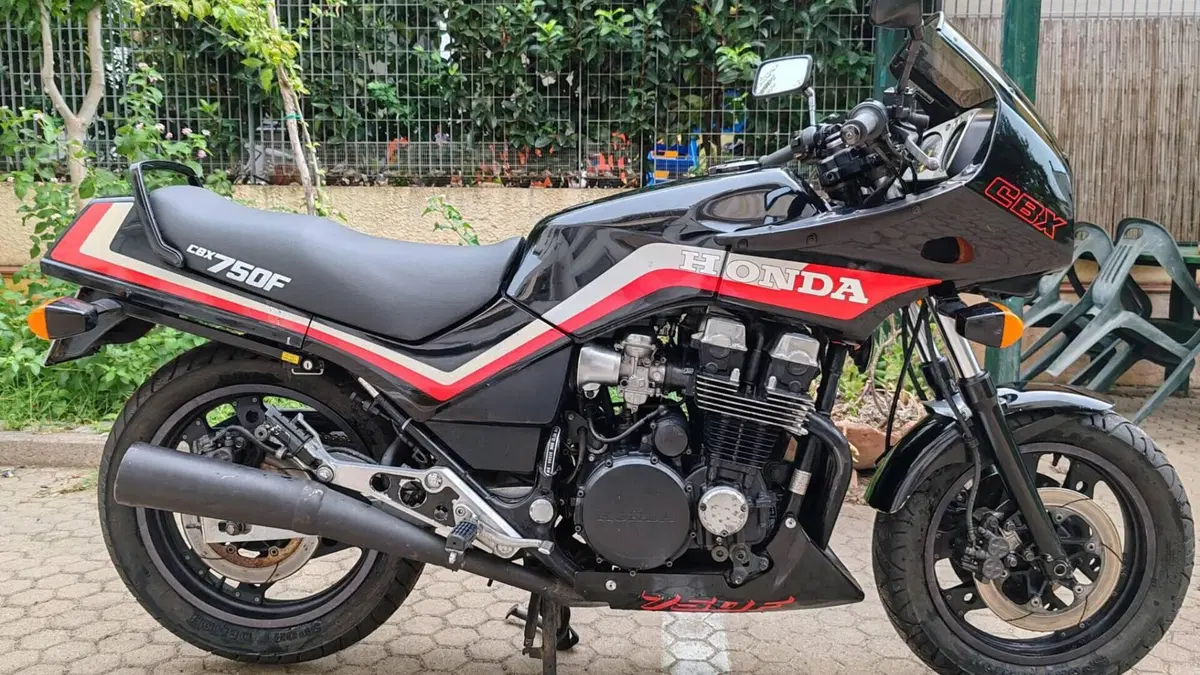 Honda   (2)