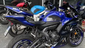 Yamaha YZF R7 (2021 - 25)  (2)