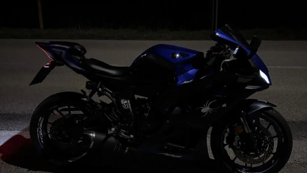 Yamaha YZF R7 (2021 - 25)  (3)