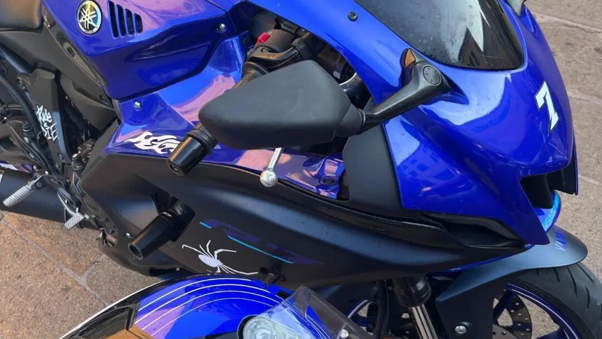 Yamaha YZF R7 (2021 - 25)  (5)