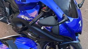 Yamaha YZF R7 (2021 - 25)  (9)