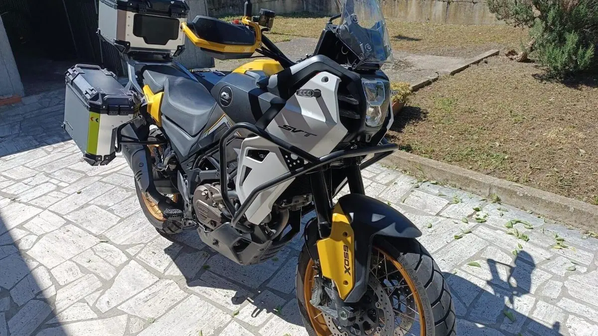 QJ Motor SVT 650 X (2024) 