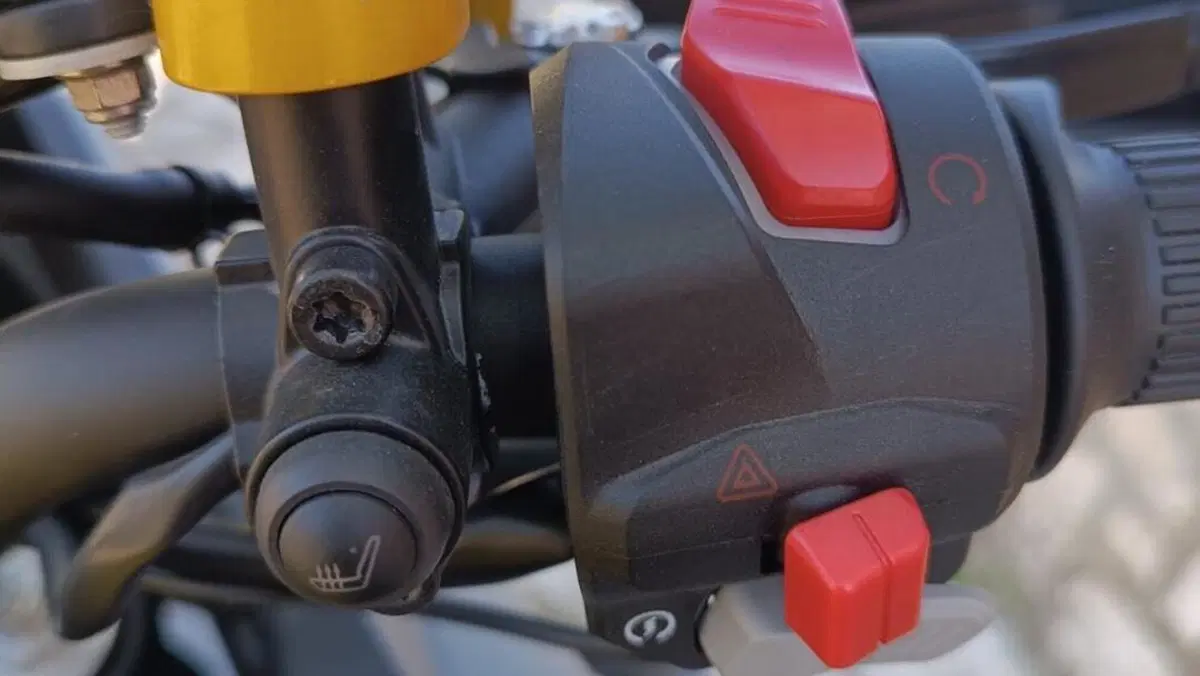 QJ Motor SVT 650 X (2024)  (7)