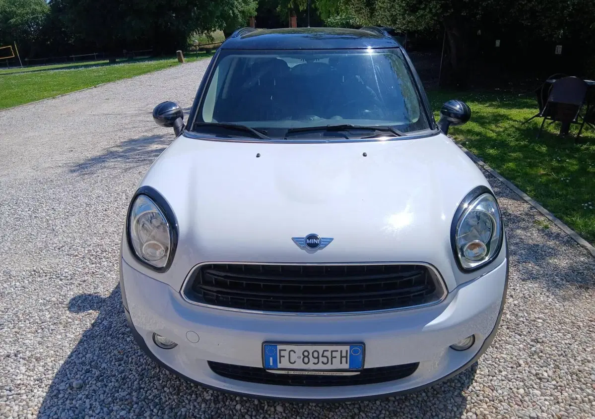 MINI Mini Countryman 1.6 Cooper D Business Countryman (2)