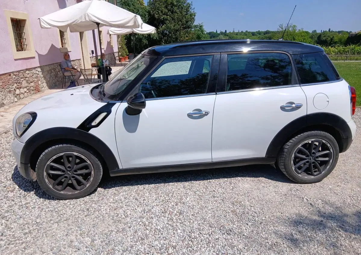 MINI Mini Countryman 1.6 Cooper D Business Countryman (3)