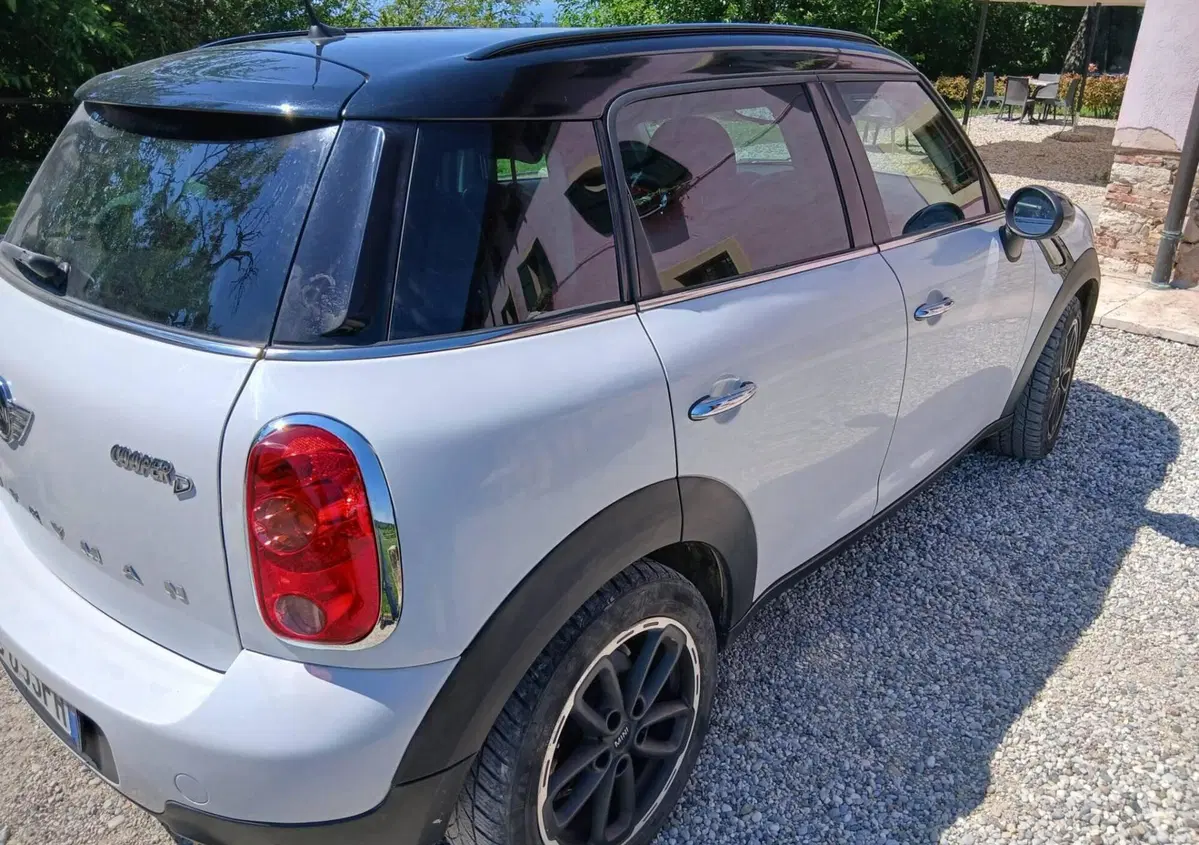 MINI Mini Countryman 1.6 Cooper D Business Countryman (5)