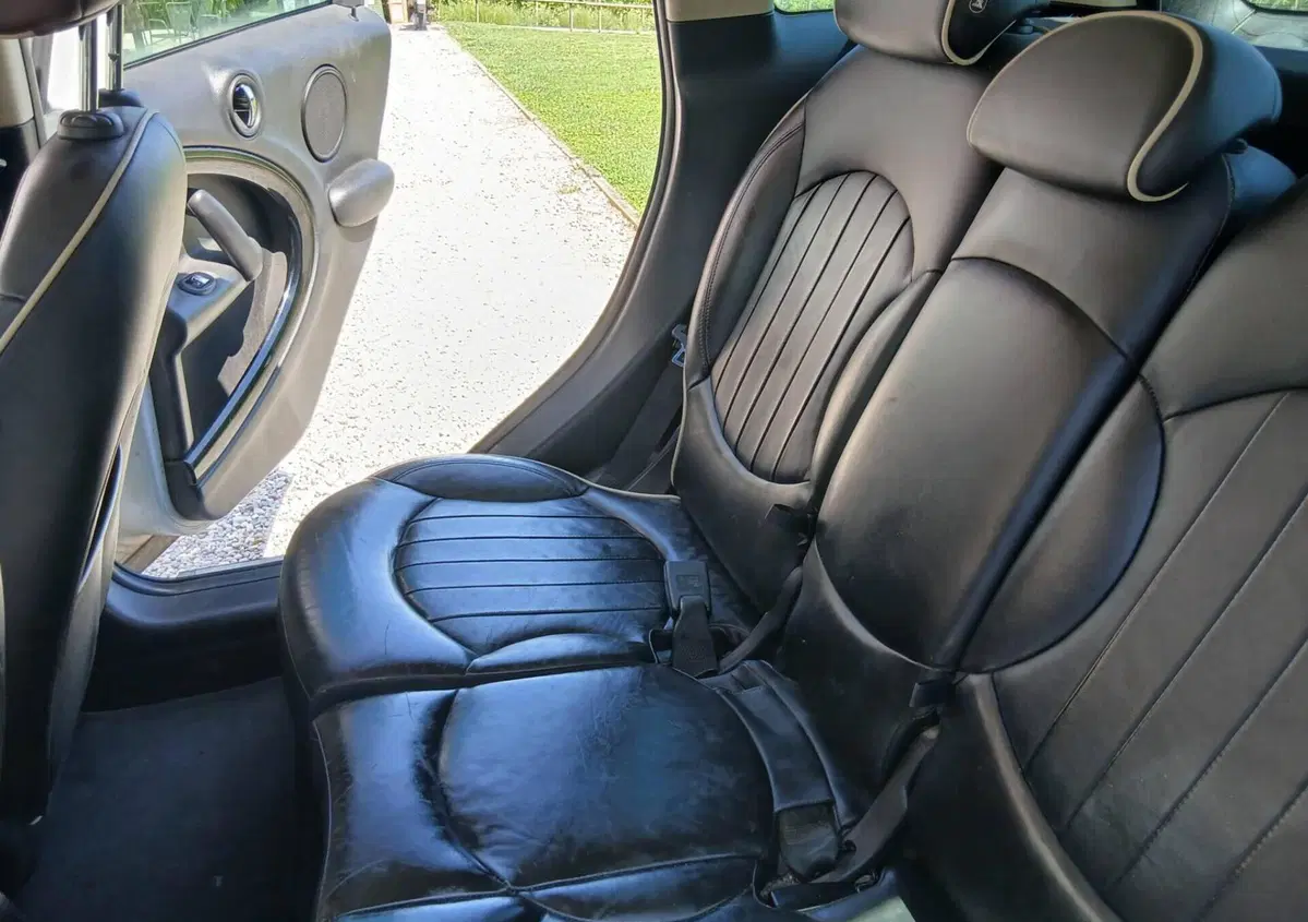 MINI Mini Countryman 1.6 Cooper D Business Countryman (13)