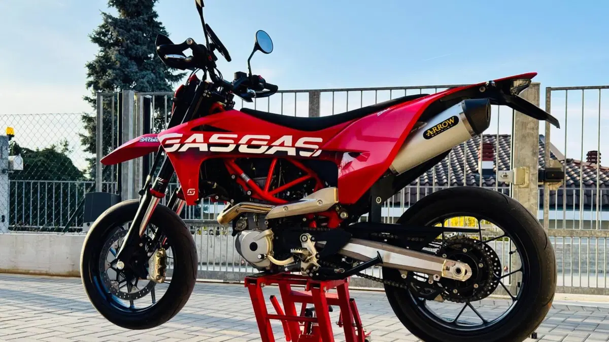 GASGAS SM 700 (2022 - 26)  (3)