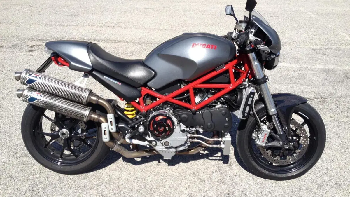 Ducati Monster S4R Testastretta  (2)