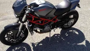 Ducati Monster S4R Testastretta  (4)