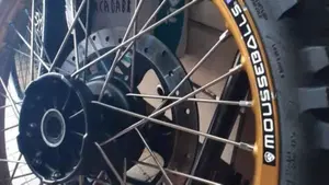Royal Enfield Himalayan 450 Tubeless (2024 - 26)  (5)