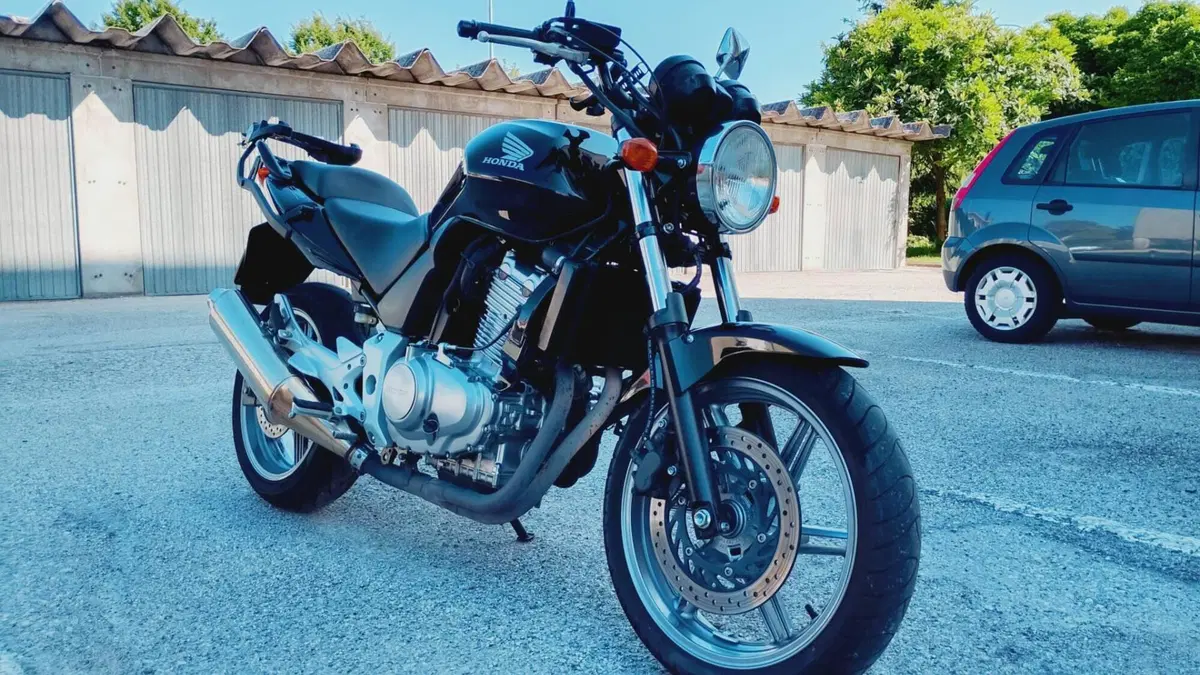 Honda CBF 500 