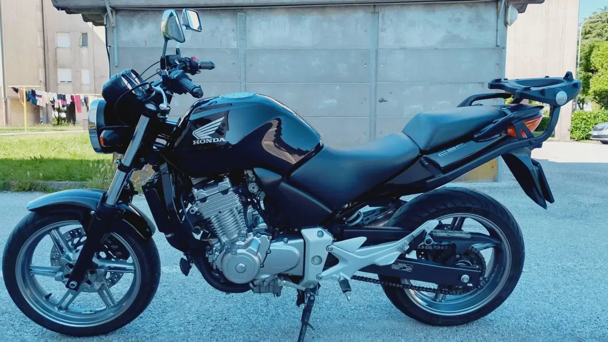 Honda CBF 500  (2)