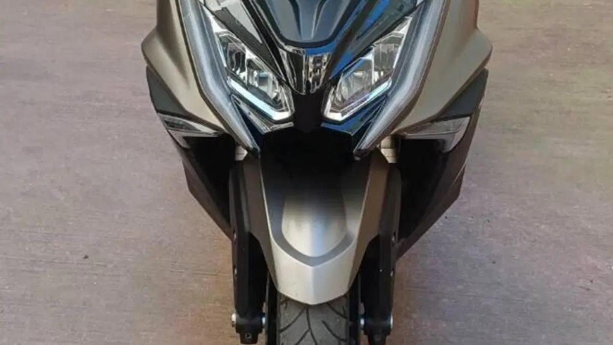 Kymco AK 550 ETS (2021 - 26) 
