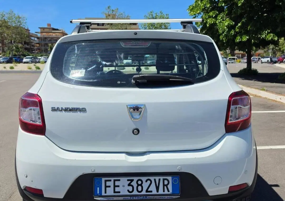 Dacia Sandero Stepway 1.5 dCi 8V 90CV Start&Stop (2)