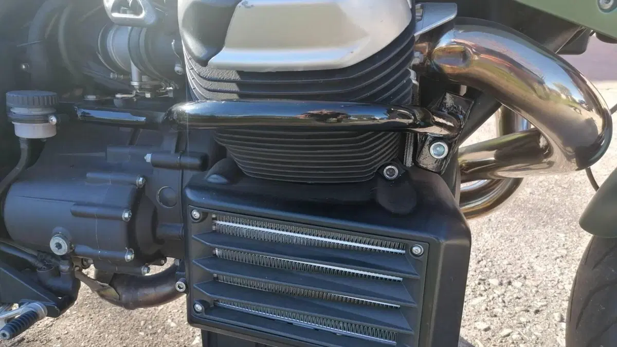Moto Guzzi Griso 1200 8V Special Edition (2009 - 11)  (3)