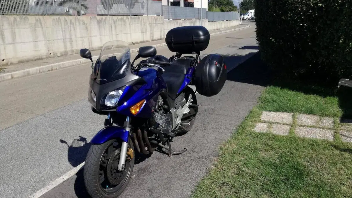 Honda CBF 600 ABS (2004 - 06)  (2)