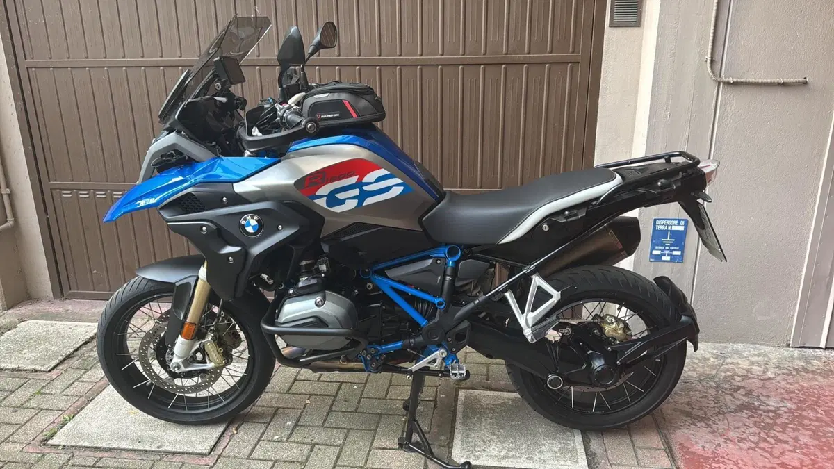Bmw R 1200 GS (2017 - 18)  (2)