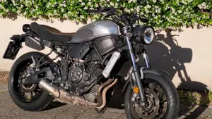 Yamaha XSR 700 ABS (2016 - 20)  (3)