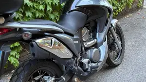 Honda Transalp XL 700 V (2007 - 2013)  (2)
