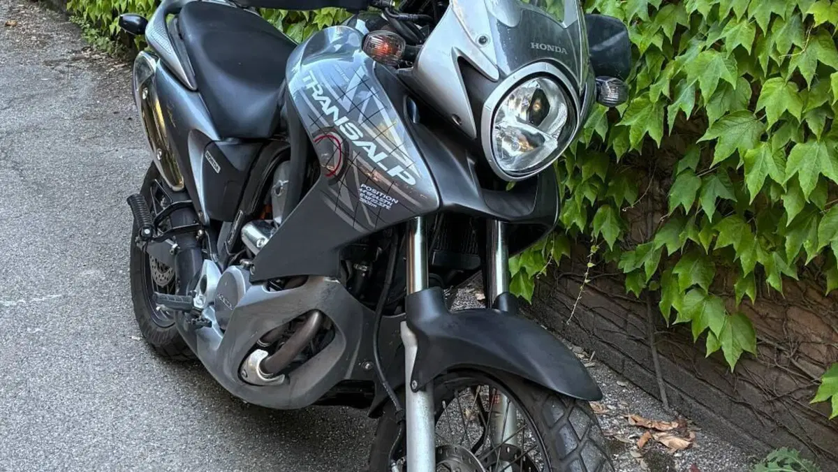 Honda Transalp XL 700 V (2007 - 2013)  (3)