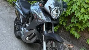 Honda Transalp XL 700 V (2007 - 2013)  (3)