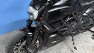 Ducati Diavel 1200 (2014 - 16)  (2)