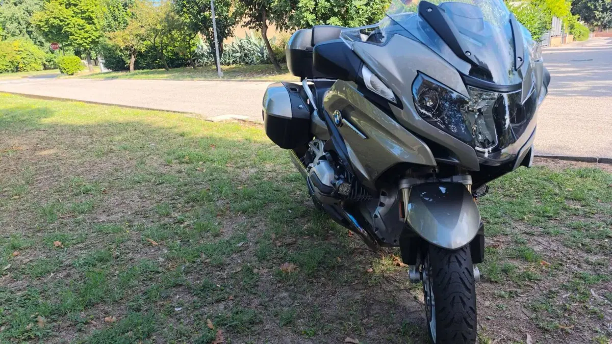 Bmw R 1200 RT (2017 - 18)  (4)