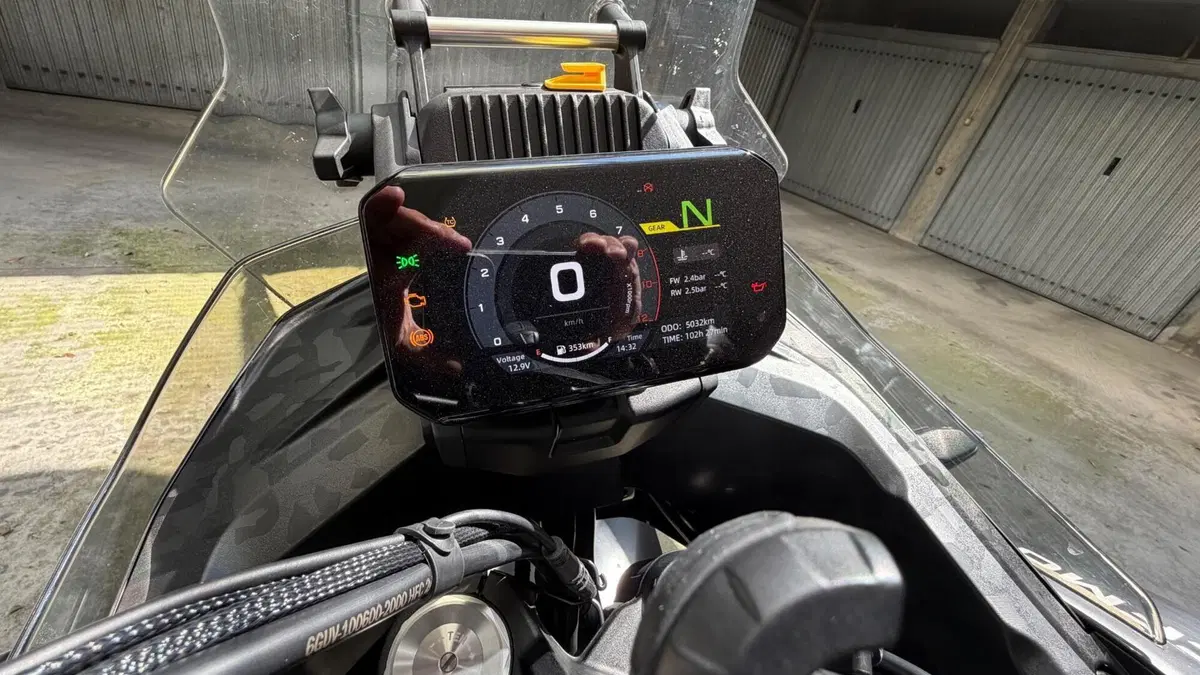 CFMOTO 700MT (2024 - 26)  (6)