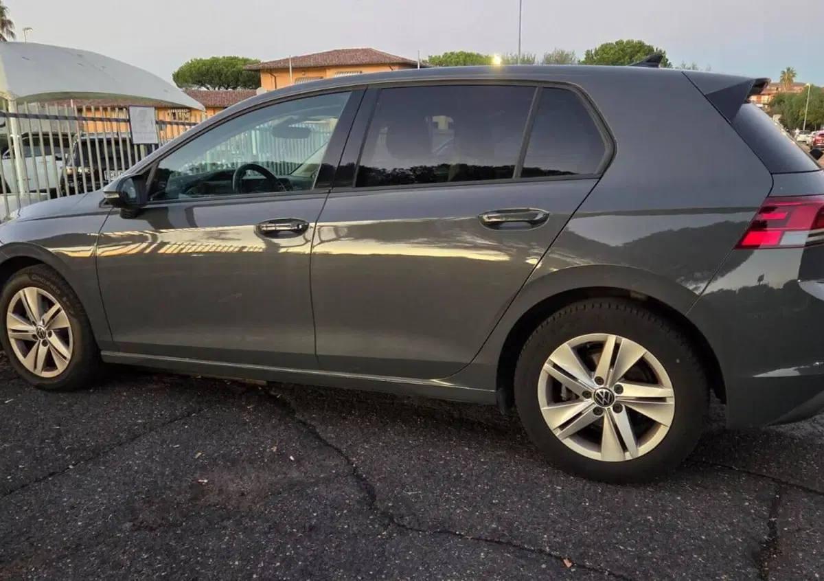 Volkswagen Golf 2.0 TDI DSG SCR Life (3)