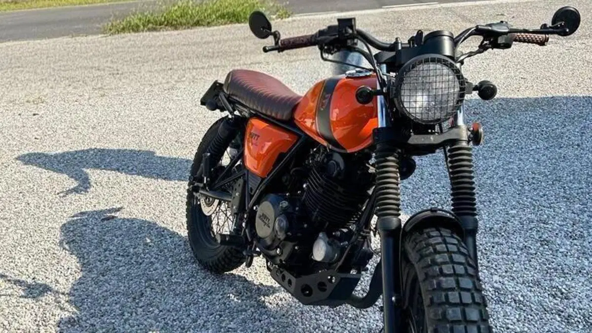 Mutt Motorcycles Fat Sabbath 250 (2021 - 23)  (2)