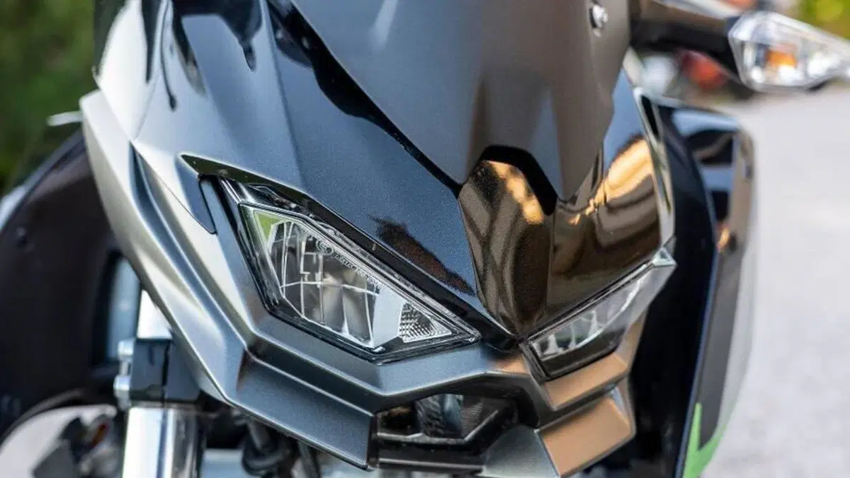 Kawasaki Z 500 (2024 - 26)  (9)