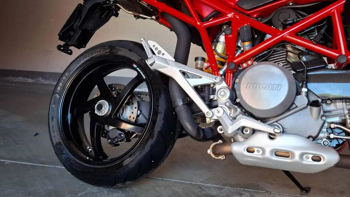 Ducati Multistrada 1100 S (2006 - 09)  (4)