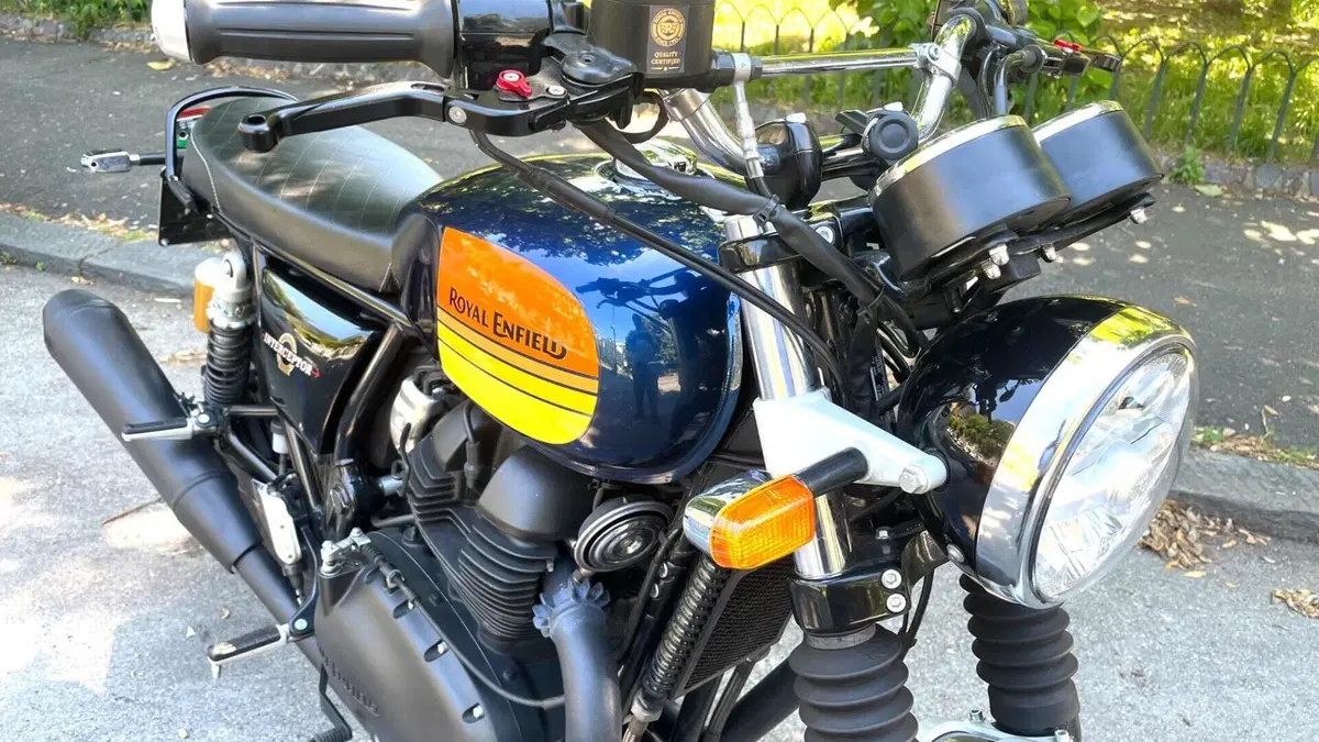 Royal Enfield Interceptor 650 (2021 - 26)  (3)