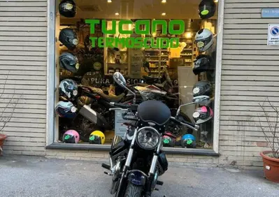 Moto Guzzi V7 Special (2021 - 24) - Annuncio 10023321