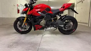 Ducati Streetfighter V4 S (2023 - 24)  (2)