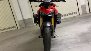 Ducati Streetfighter V4 S (2023 - 24)  (6)