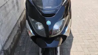 Piaggio Xevo 400 (2007 - 13) usata