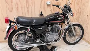 Kawasaki   (2)
