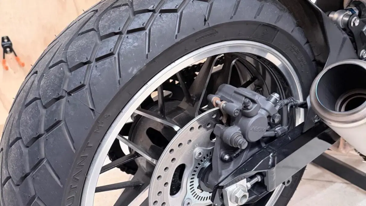 Kawasaki Z 900 RS (2018 - 20)  (4)