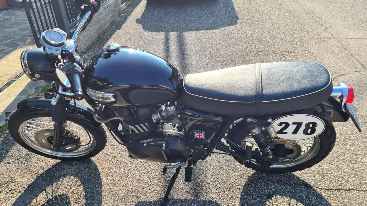 Triumph Scrambler (2006 - 17)  (5)